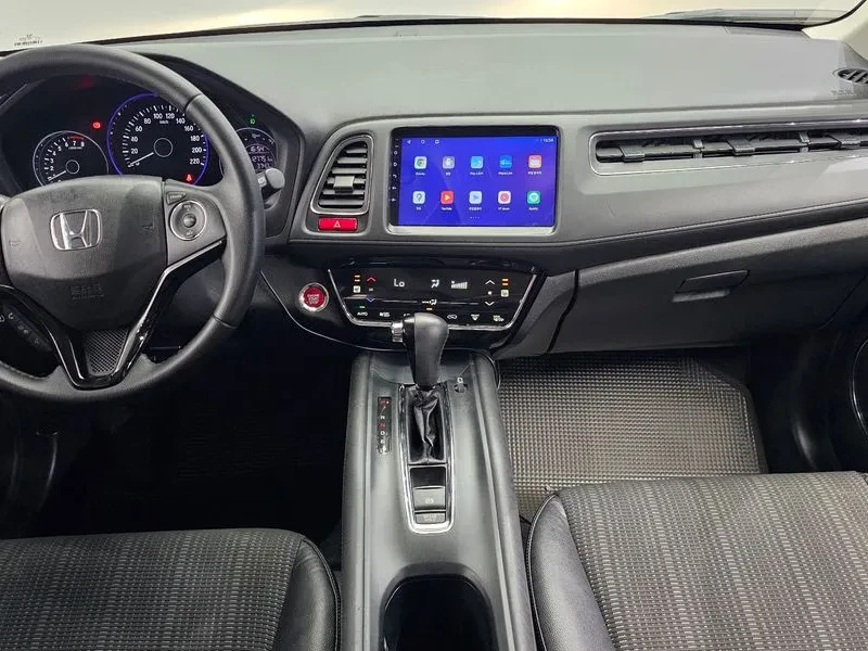 Honda Hr-v 1.8, снимка 7 - Автомобили и джипове - 55740143