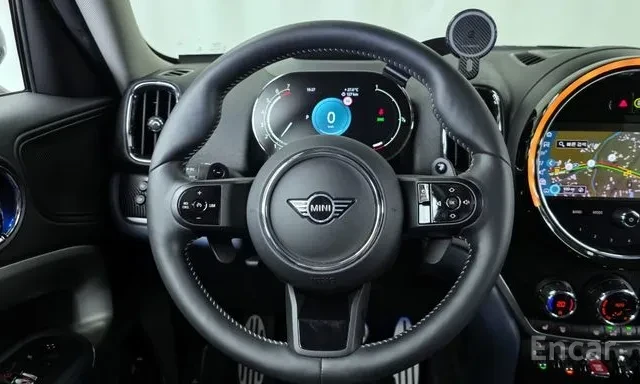 Mini Countryman Countryman S* 4x4* Pano* HeadUp* Memory* ������� | Mobile.bg � ����������� 11