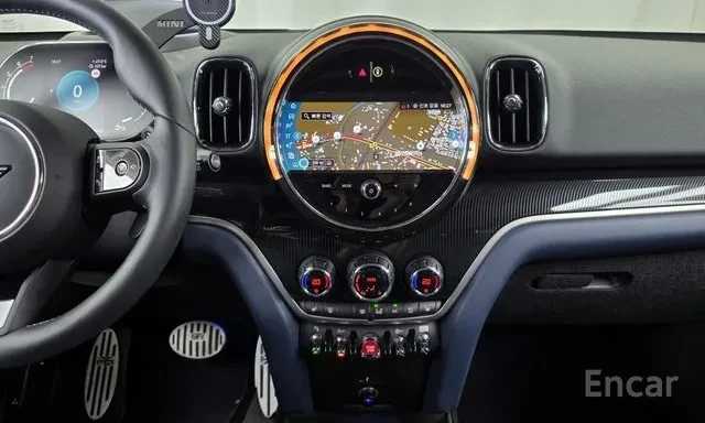 Mini Countryman Countryman S* 4x4* Pano* HeadUp* Memory* ������� | Mobile.bg � ����������� 12
