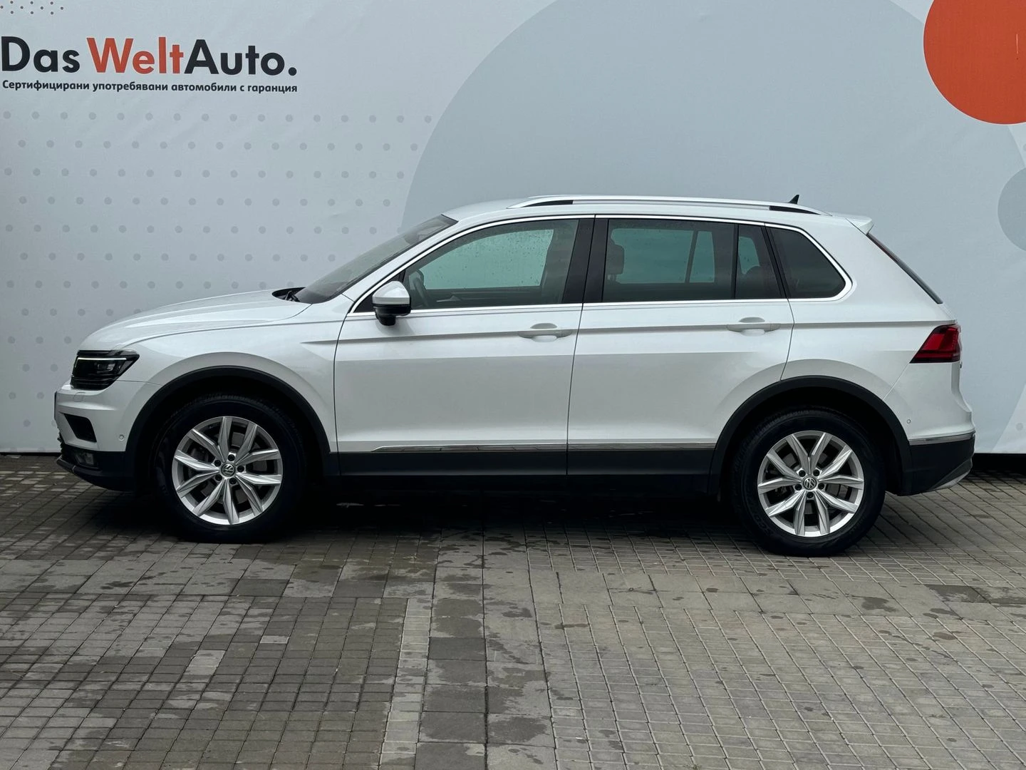 VW Tiguan Highline 2.0TDI 4MOTION BMT - изображение 2