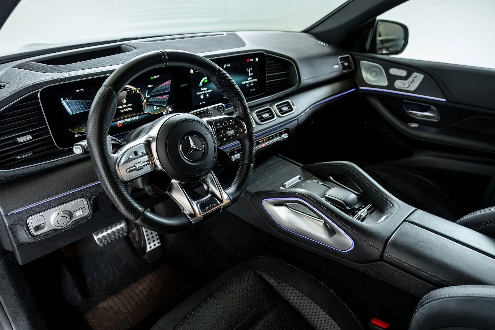 Mercedes-Benz GLE 53 4MATIC AMG* COUPE* DYNAMIC+ * PANO* BURM* DISTR* MEMORY*  - изображение 8