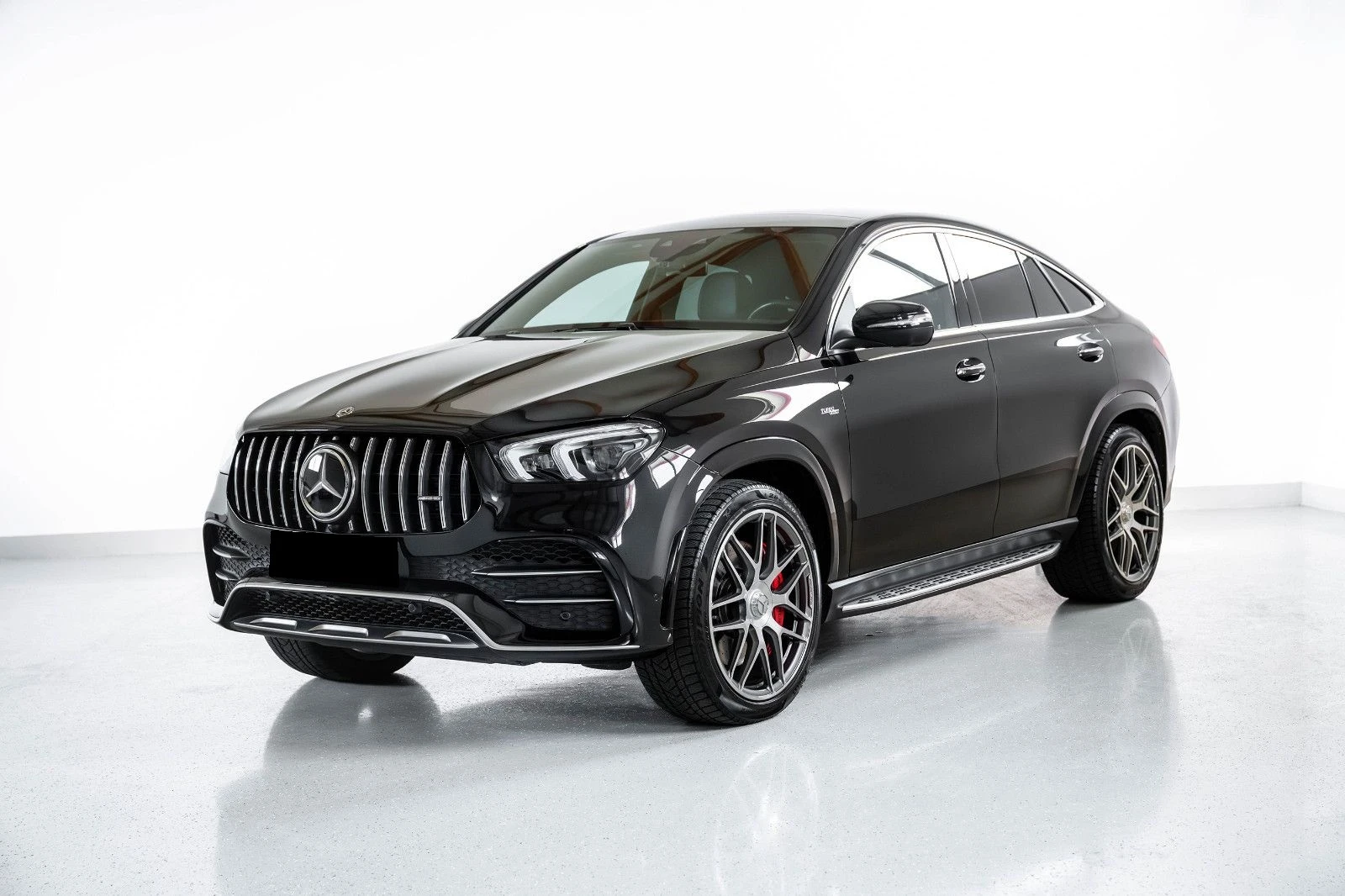 Mercedes-Benz GLE 53 4MATIC AMG* COUPE* DYNAMIC+ * PANO* BURM* DISTR* MEMORY*  - изображение 3