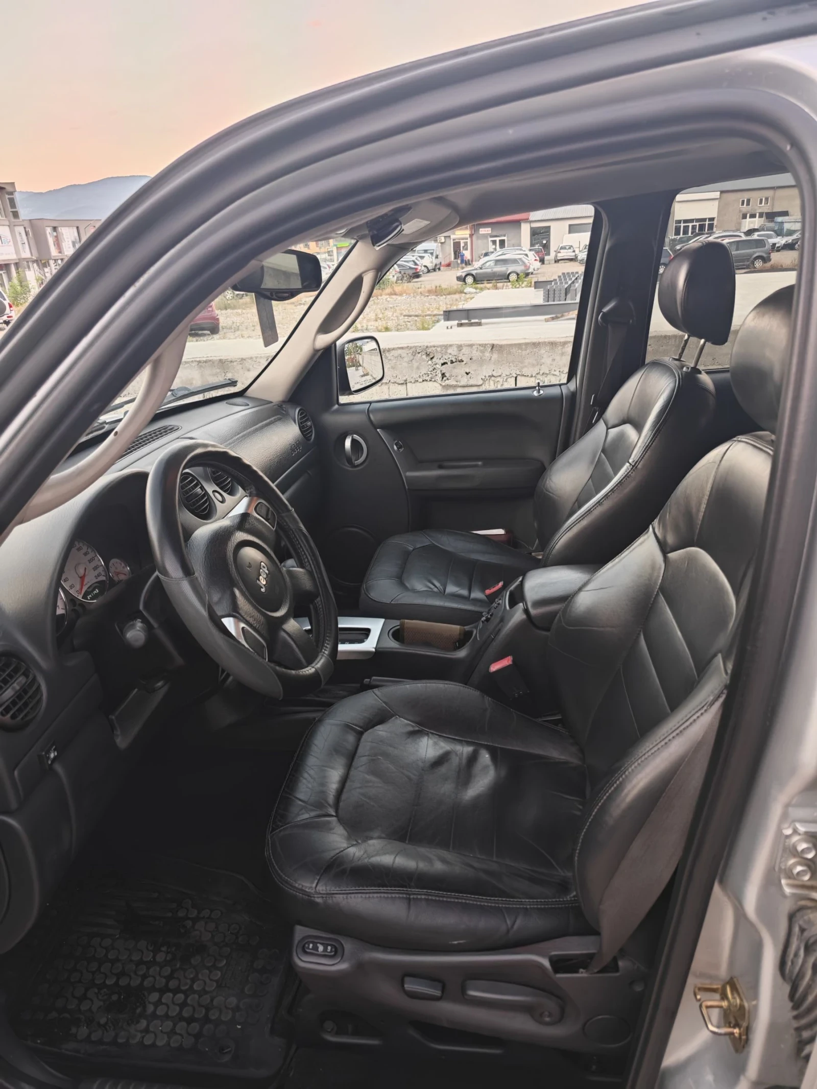 Jeep Cherokee Liberty* KJ* 3.7l* ШИБИДАХ*  - изображение 5