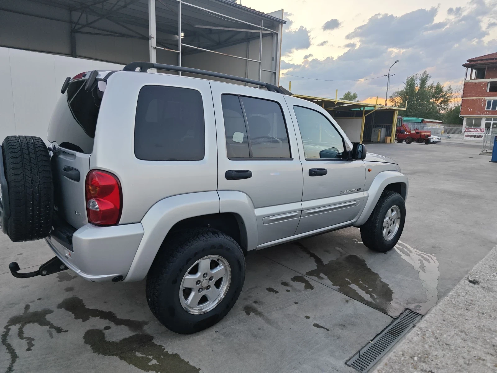 Jeep Cherokee Liberty* KJ* 3.7l* ШИБИДАХ*  - изображение 3