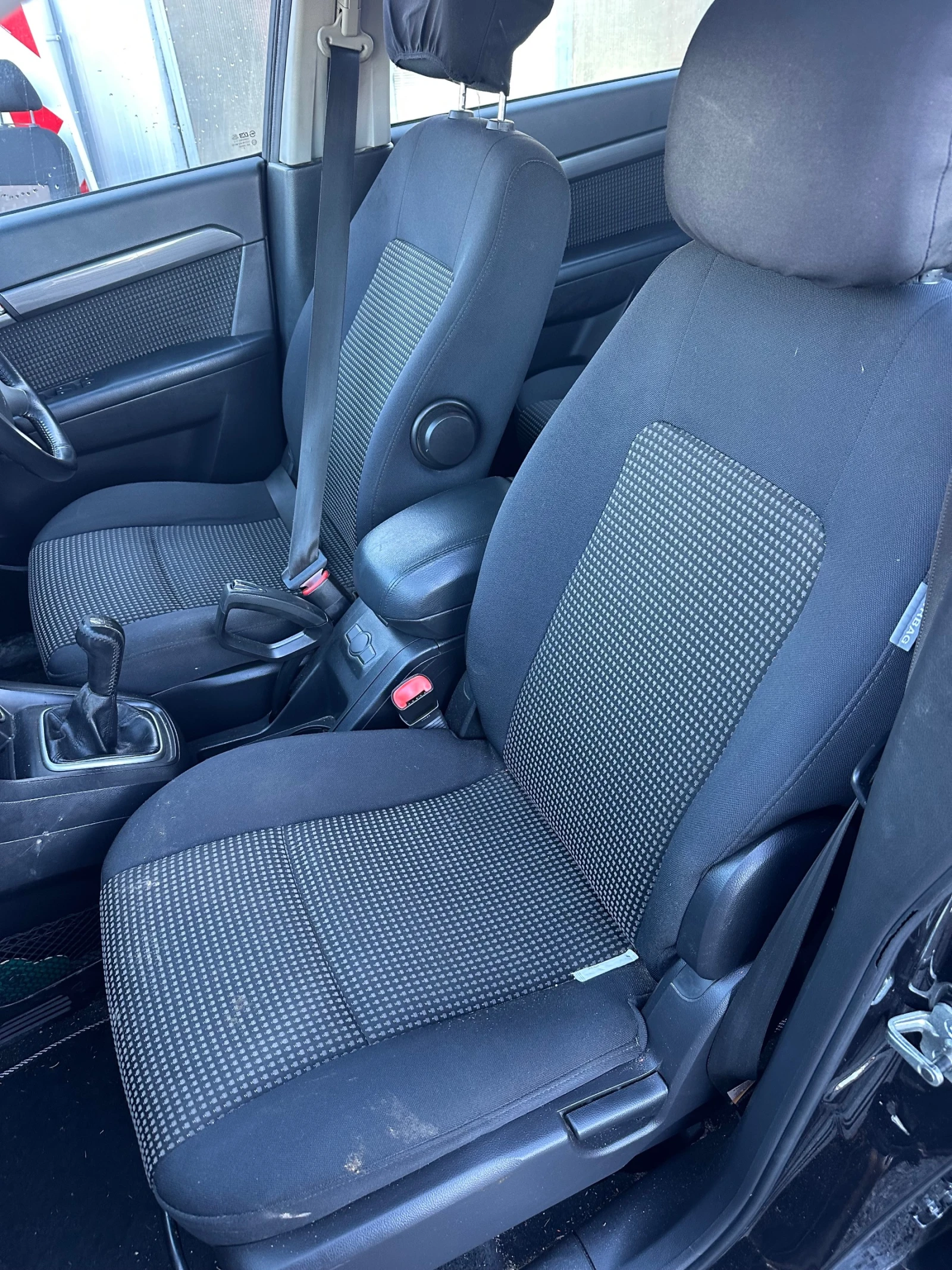 Chevrolet Captiva 2.0d 2.2d 2.4i  - изображение 6