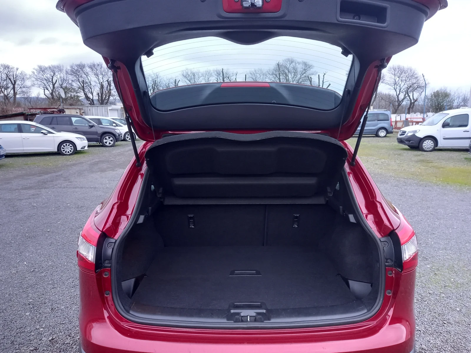 Nissan Qashqai 1.2DIG-T AUTOMATIC | Mobile.bg � ����������� 11