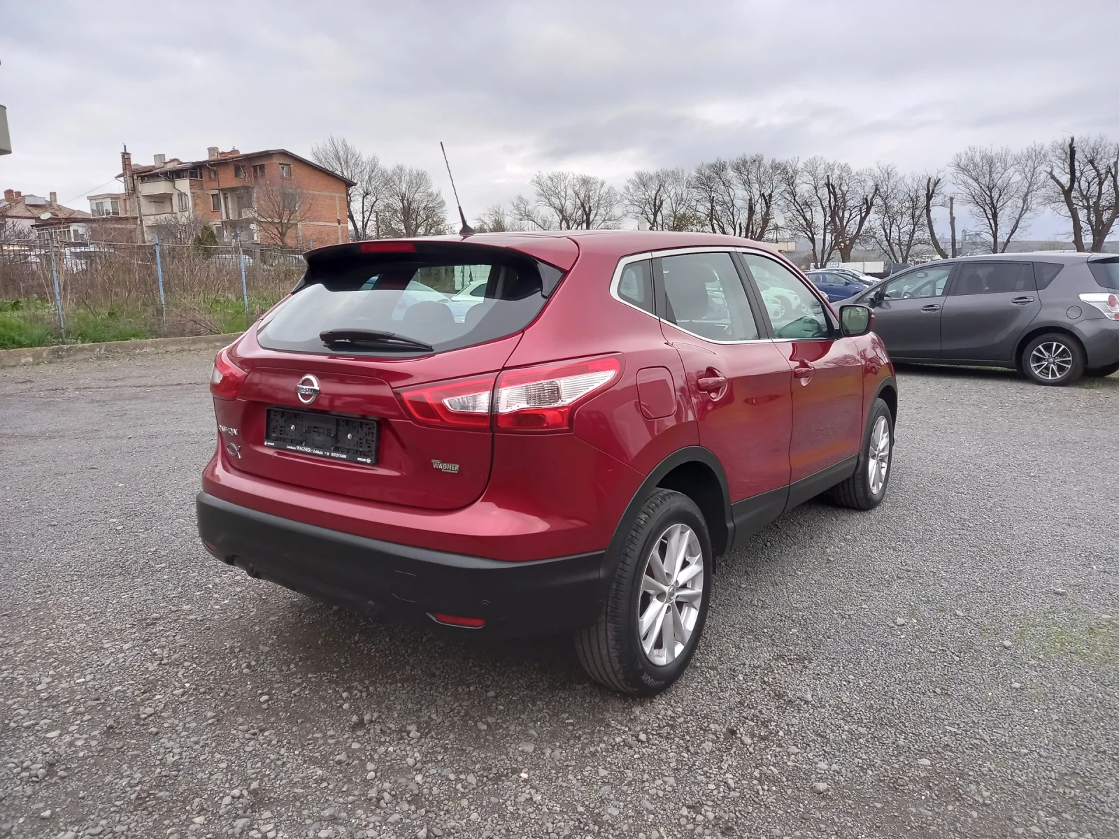Nissan Qashqai 1.2DIG-T AUTOMATIC - изображение 4