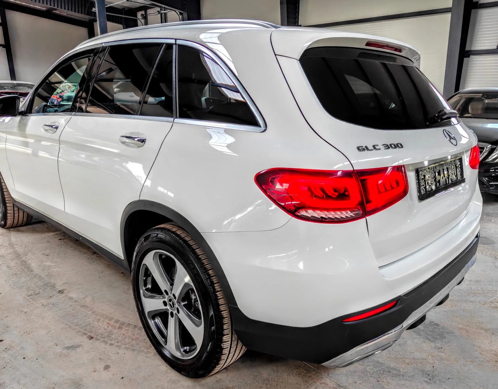 Mercedes-Benz GLC 300 4matic - изображение 2