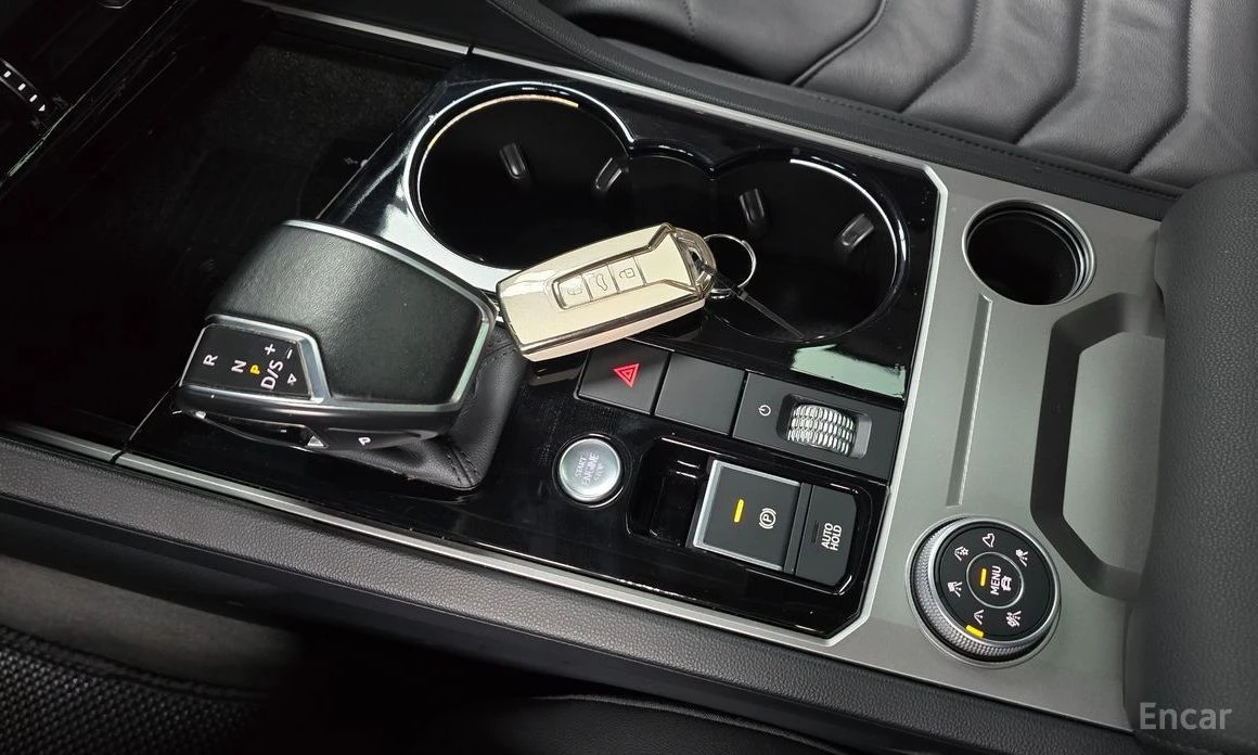 VW Touareg  - изображение 9