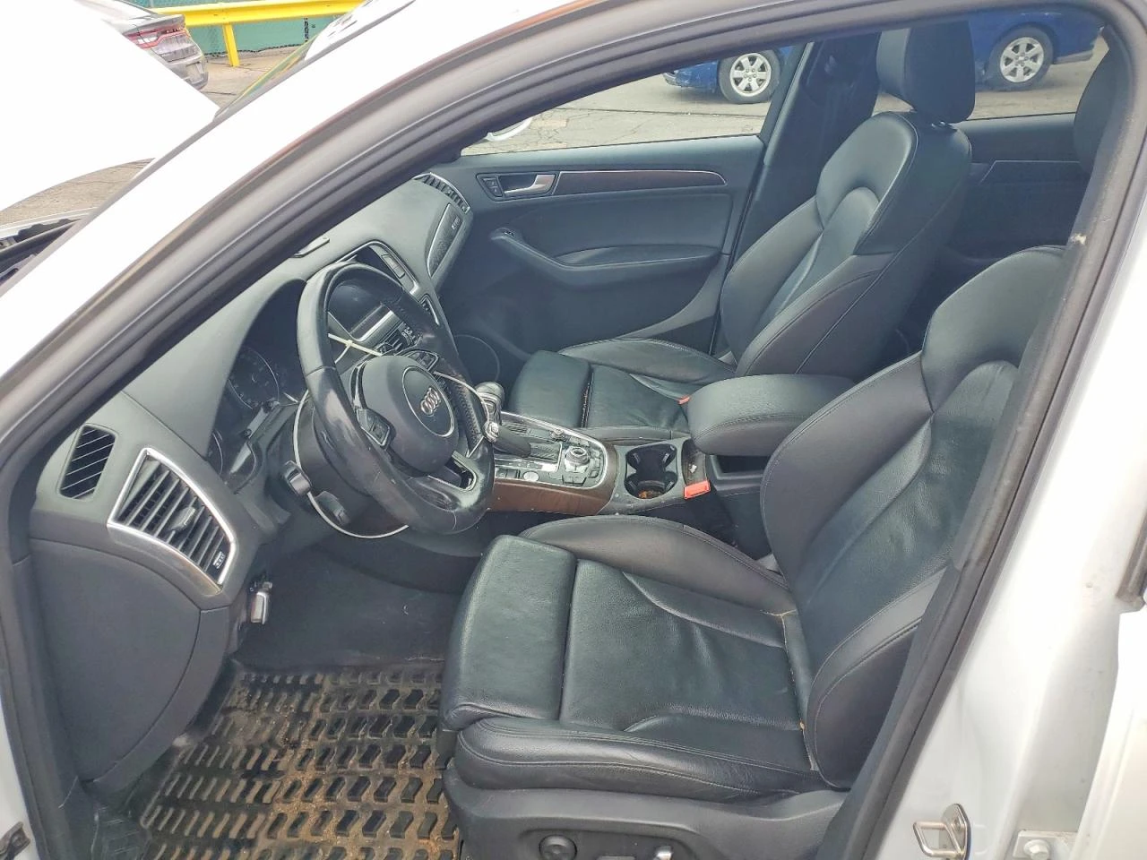 Audi Q5 2.0l Premium Plus, снимка 7 - Автомобили и джипове - 54743416