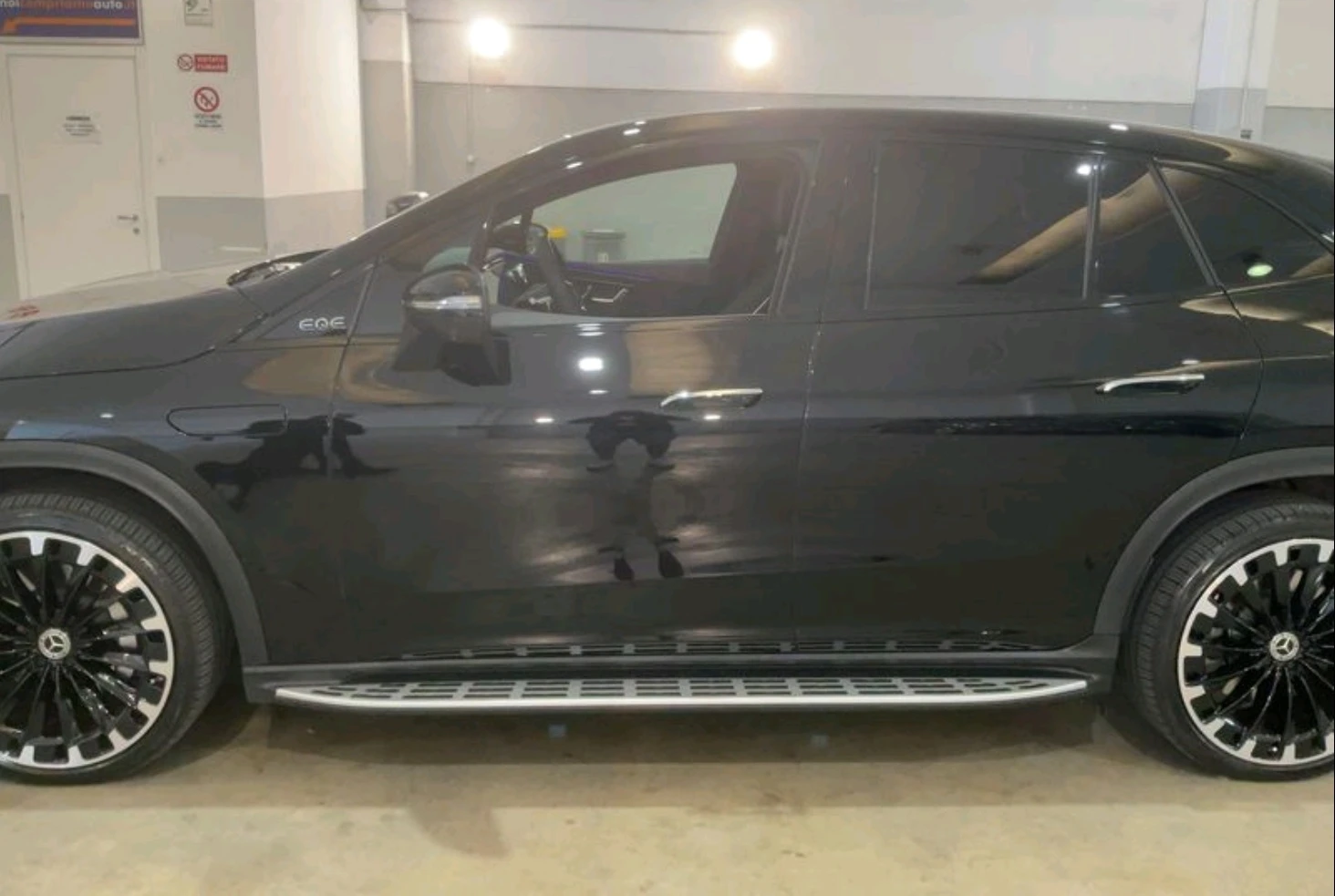 Mercedes-Benz EQE SUV 500 4matic AMG, снимка 2 - Автомобили и джипове - 54855477