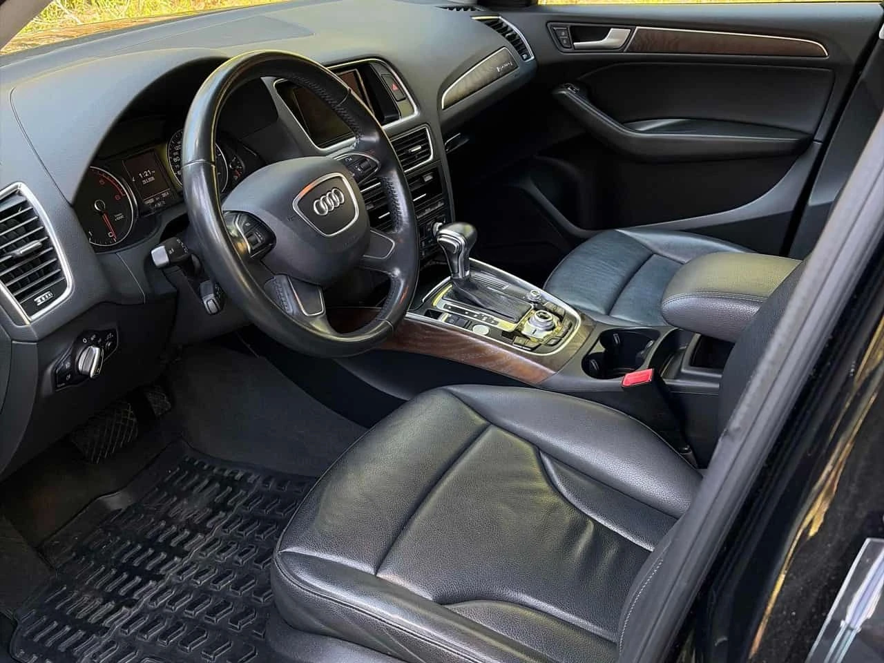 Audi Q5 * 3.0L TDI Progressiv* АВТОКРЕДИТ * , снимка 5 - Автомобили и джипове - 54952349