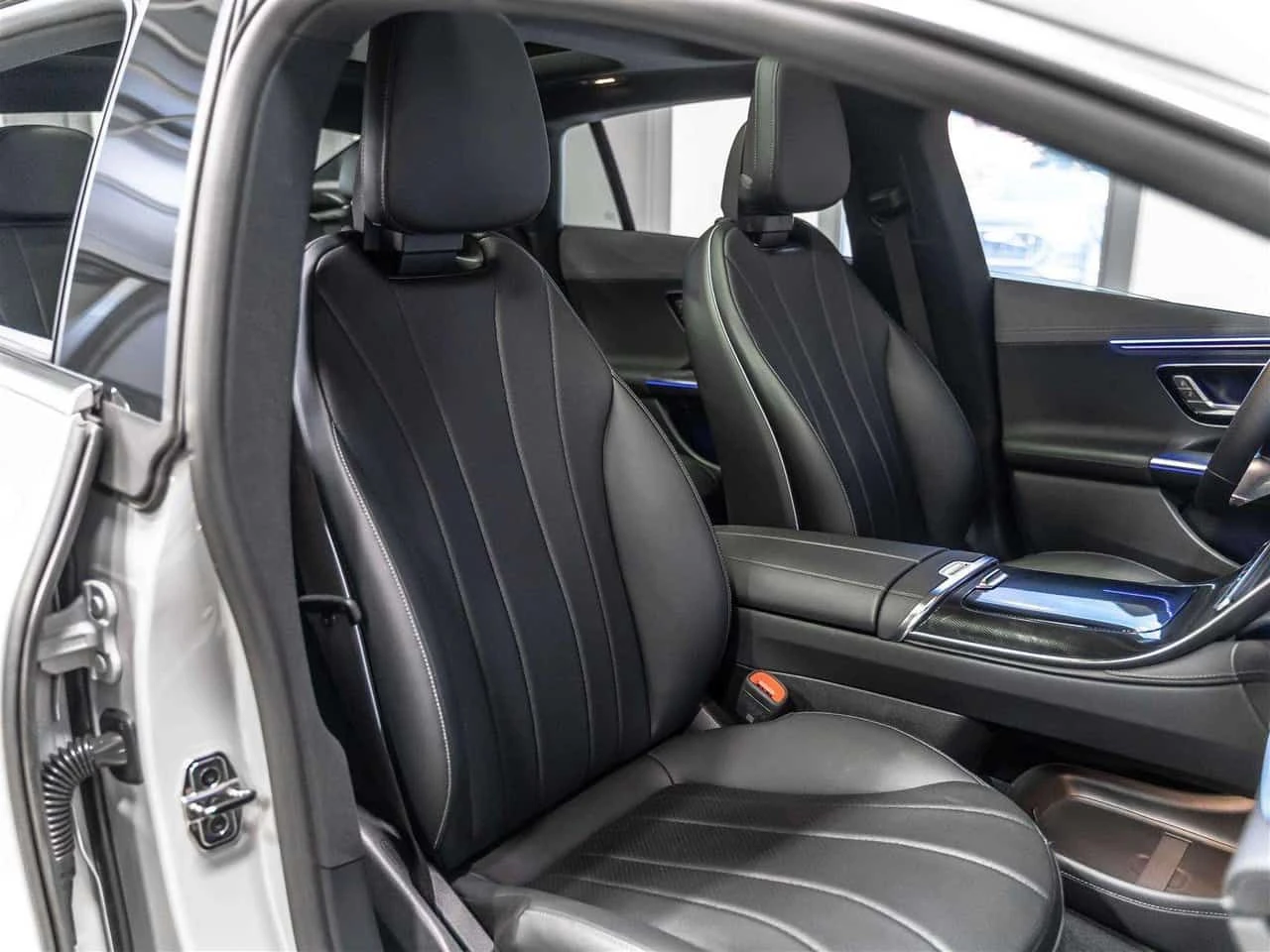 Mercedes-Benz EQE 350/Driver Assistance Pkg/ПАНОРАМА, снимка 10 - Автомобили и джипове - 55045777
