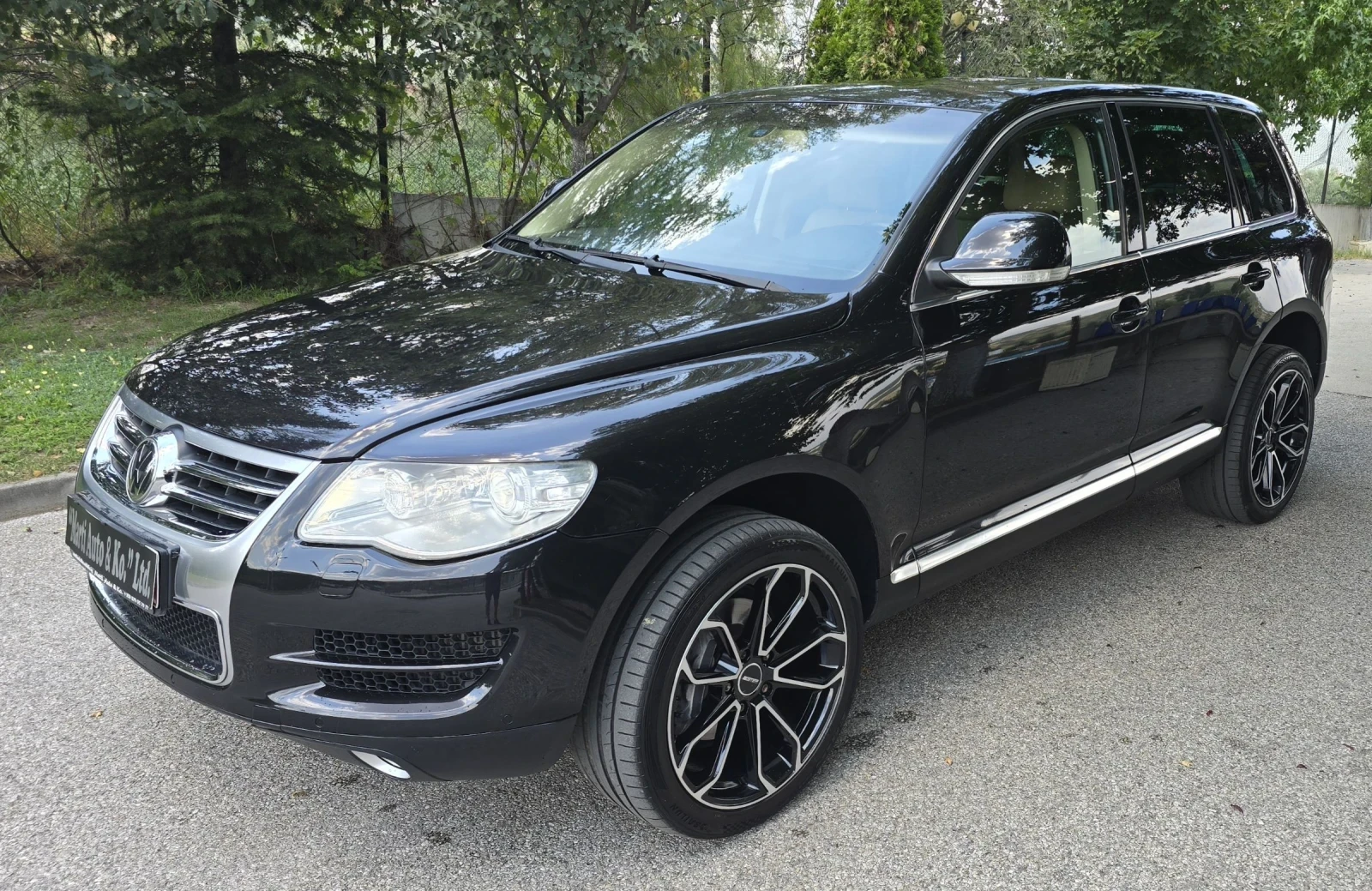 VW Touareg 3.0 TDI 4 Motion , снимка 5 - Автомобили и джипове - 55321679