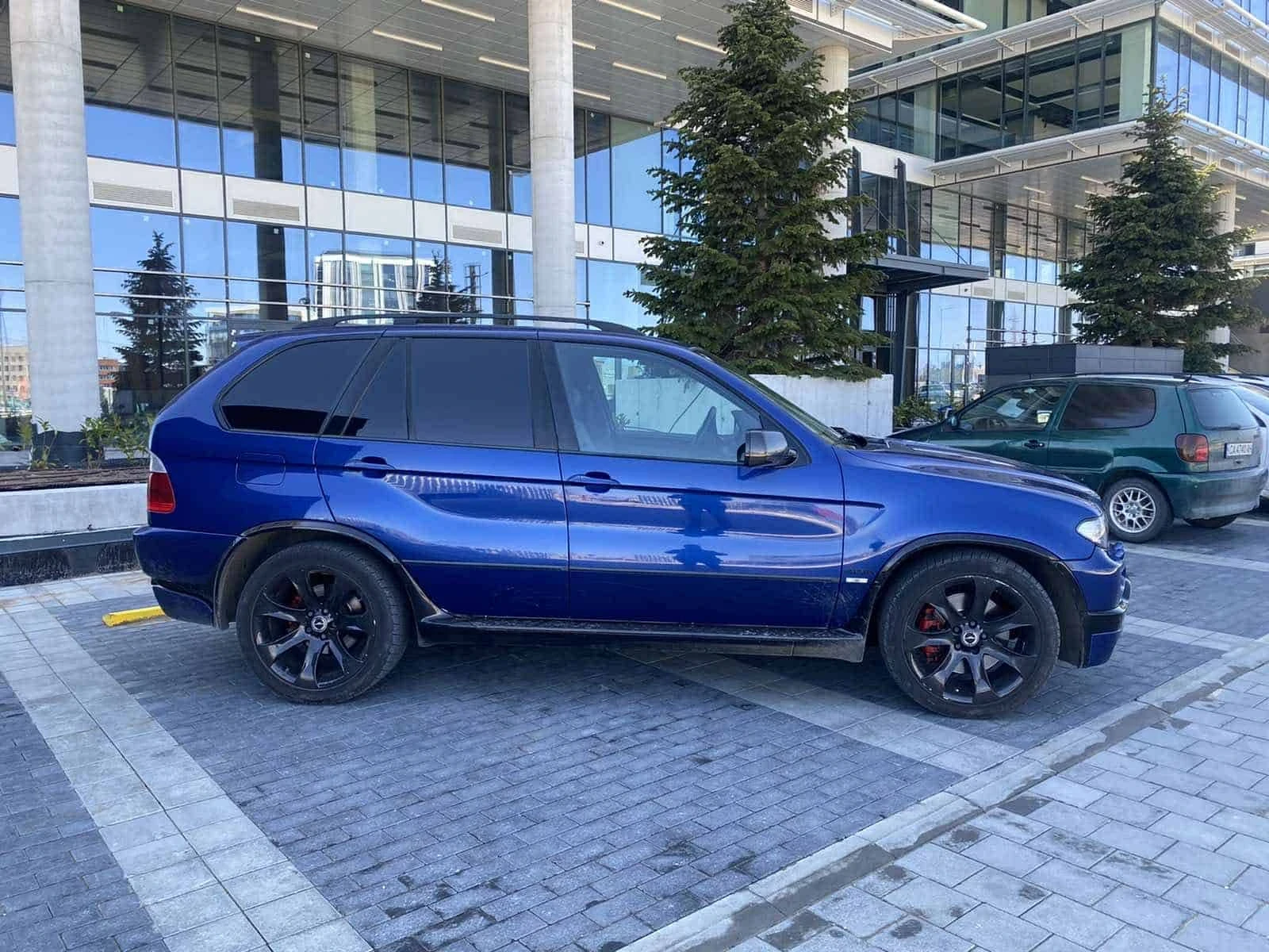 BMW X5 4.8 IS Карбон Уникат, снимка 4 - Автомобили и джипове - 55831104