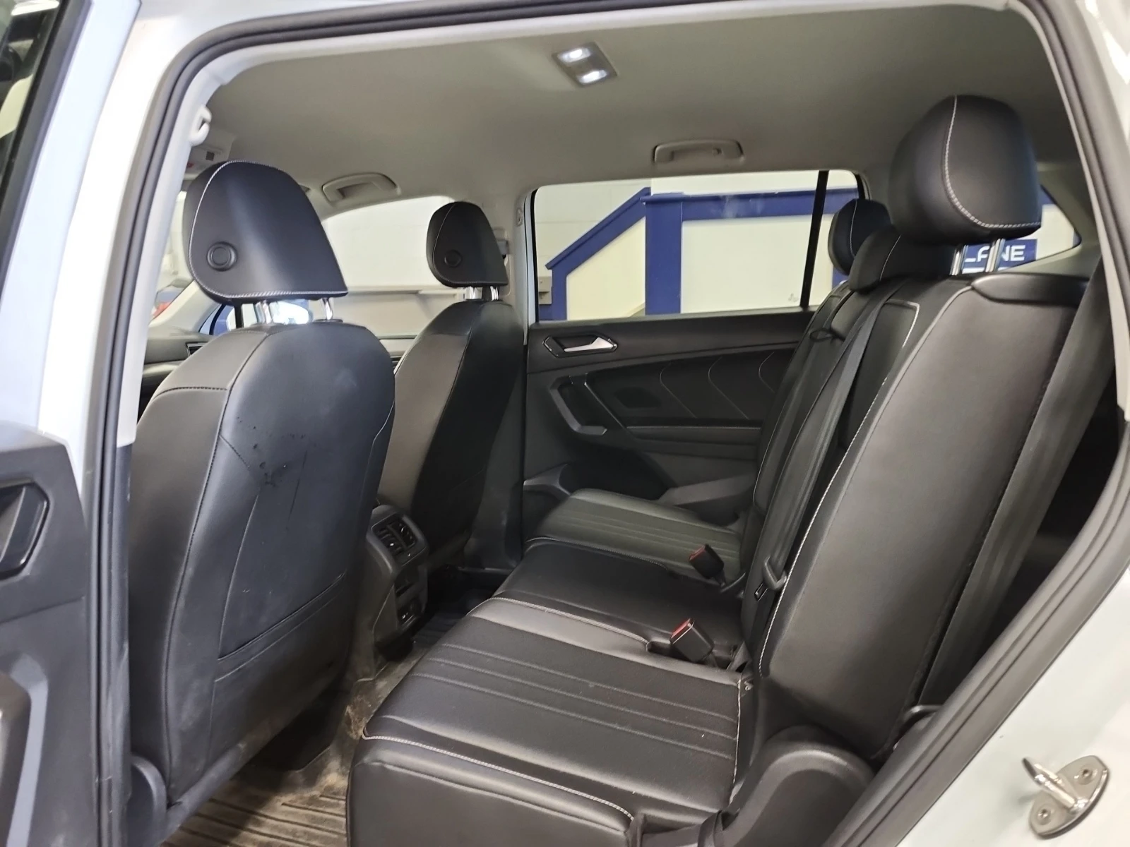 VW Tiguan Comfortline / АВТОКРЕДИТ, снимка 10 - Автомобили и джипове - 56011446