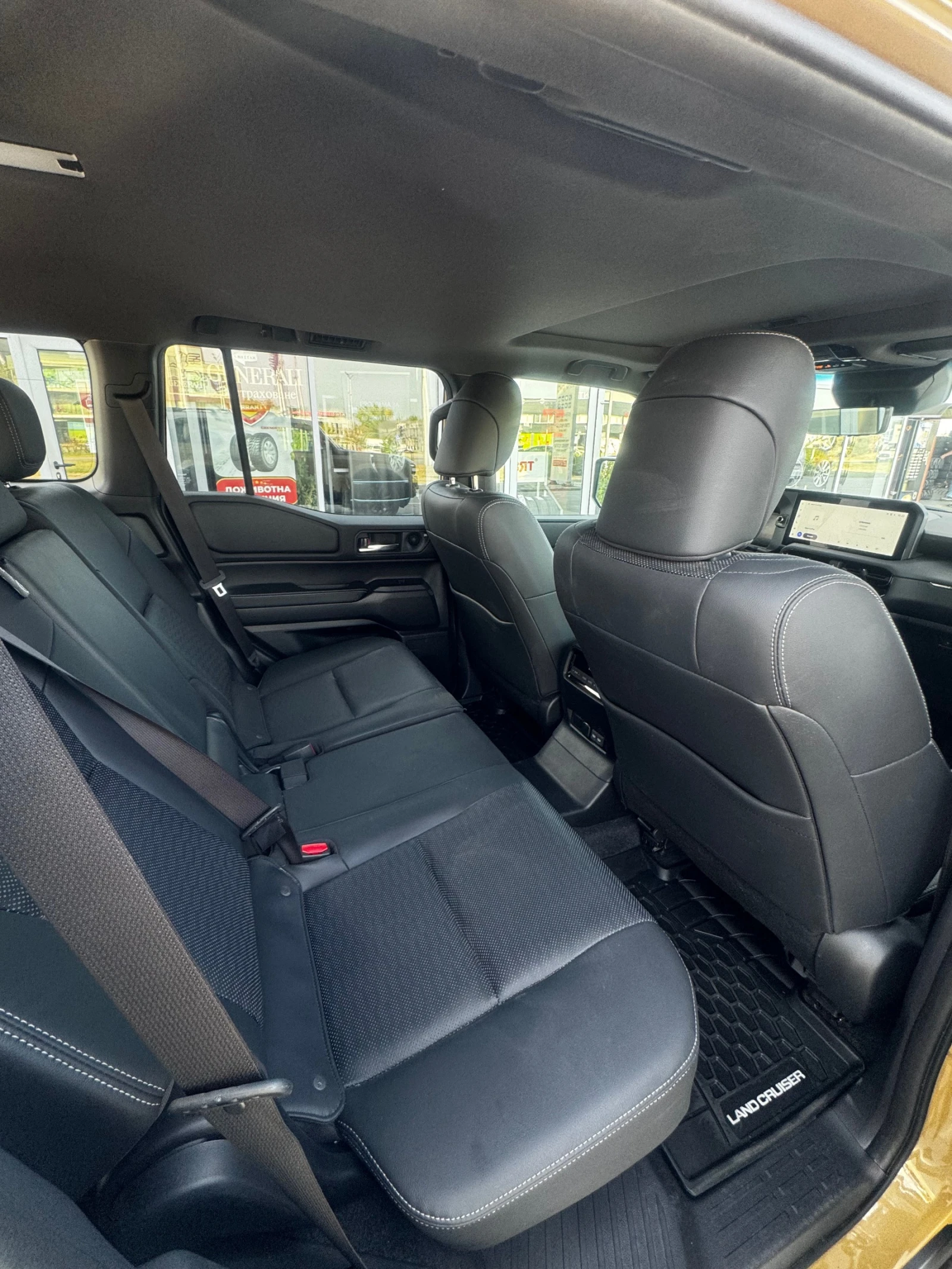 Toyota Land cruiser 250 i-FORCE MAX Hybrid, 2025 �. 8007 �� | Mobile.bg � ����������� 15