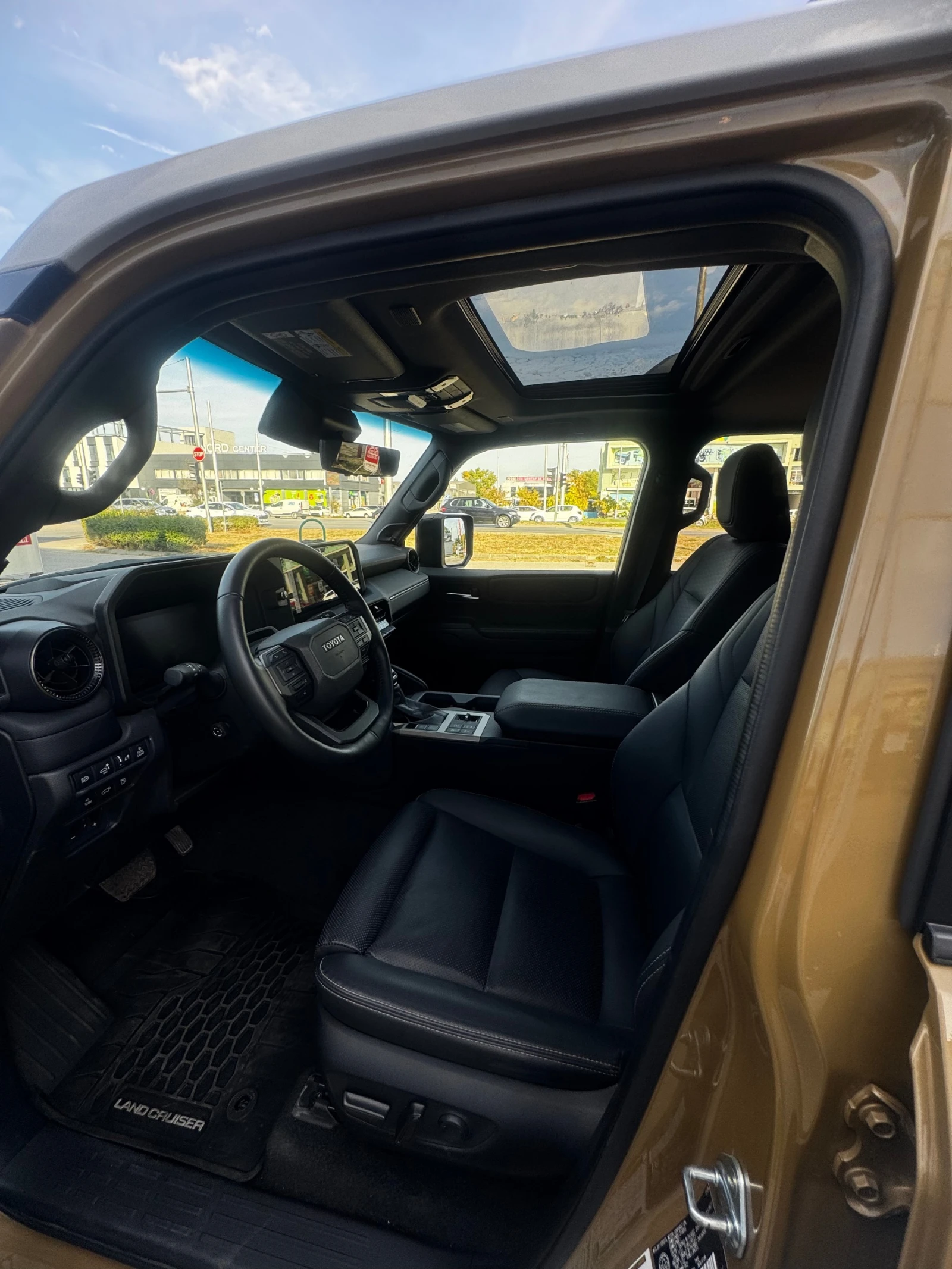Toyota Land cruiser 250 i-FORCE MAX Hybrid, 2025 �. 8007 �� | Mobile.bg � ����������� 10