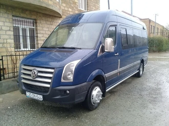 VW Crafter 2.5TDI, снимка 1 - Бусове и автобуси - 40828182