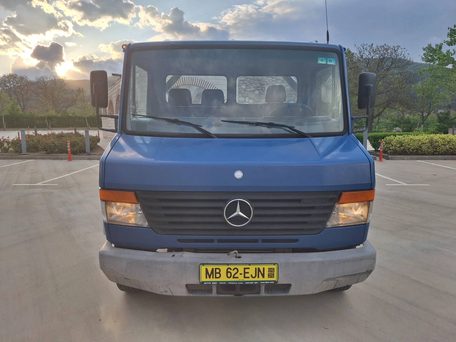 Mercedes-Benz Vario 512 Б-категория - изображение 2