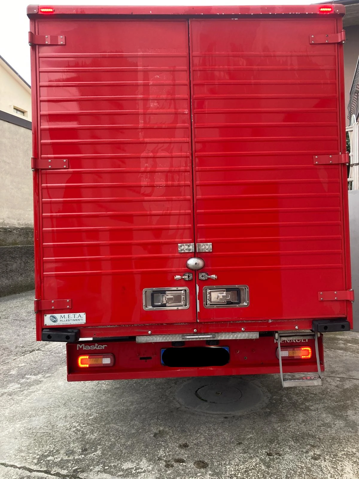 Renault Master 2.3 dci EURO6 - изображение 3