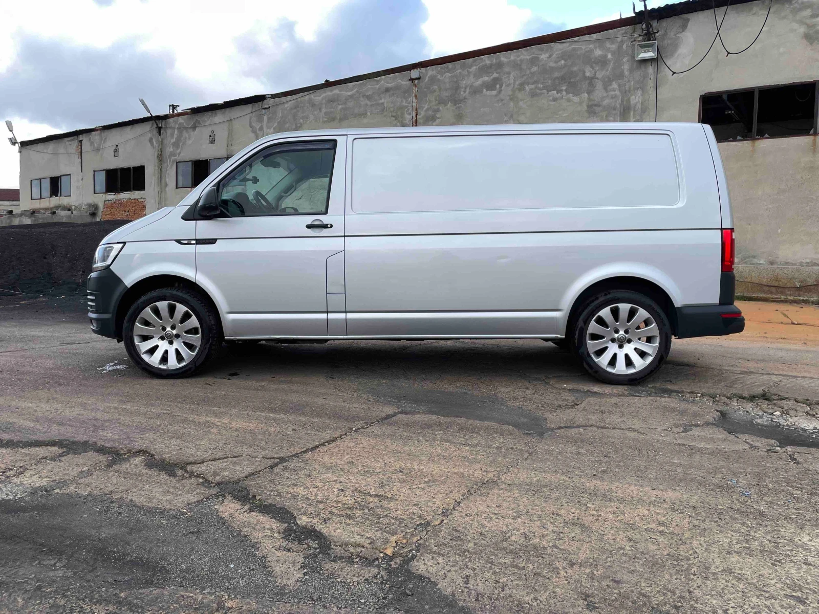 VW Transporter 2.0d 204ps BULLI Maxi | Mobile.bg � ����������� 1