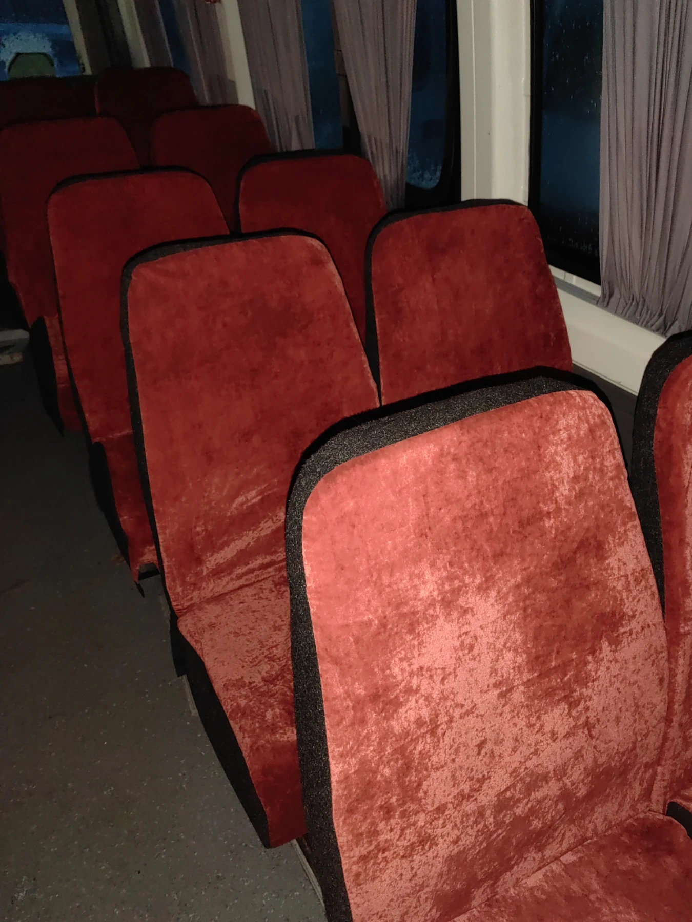 VW Crafter Автобус 23+ 1 euro 4, снимка 5 - Бусове и автобуси - 56161183