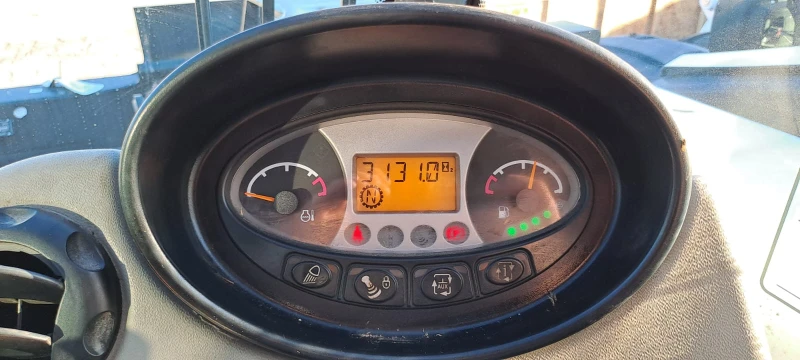 Телескопични товарачи Bobcat PF2-TL38.70X КЛИМАТИК, снимка 14 - Индустриална техника - 52175831