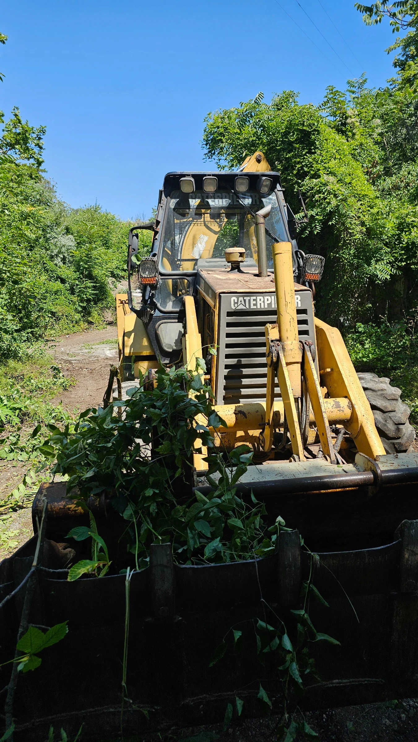 Багер Caterpillar 428B, снимка 6 - Индустриална техника - 55478880