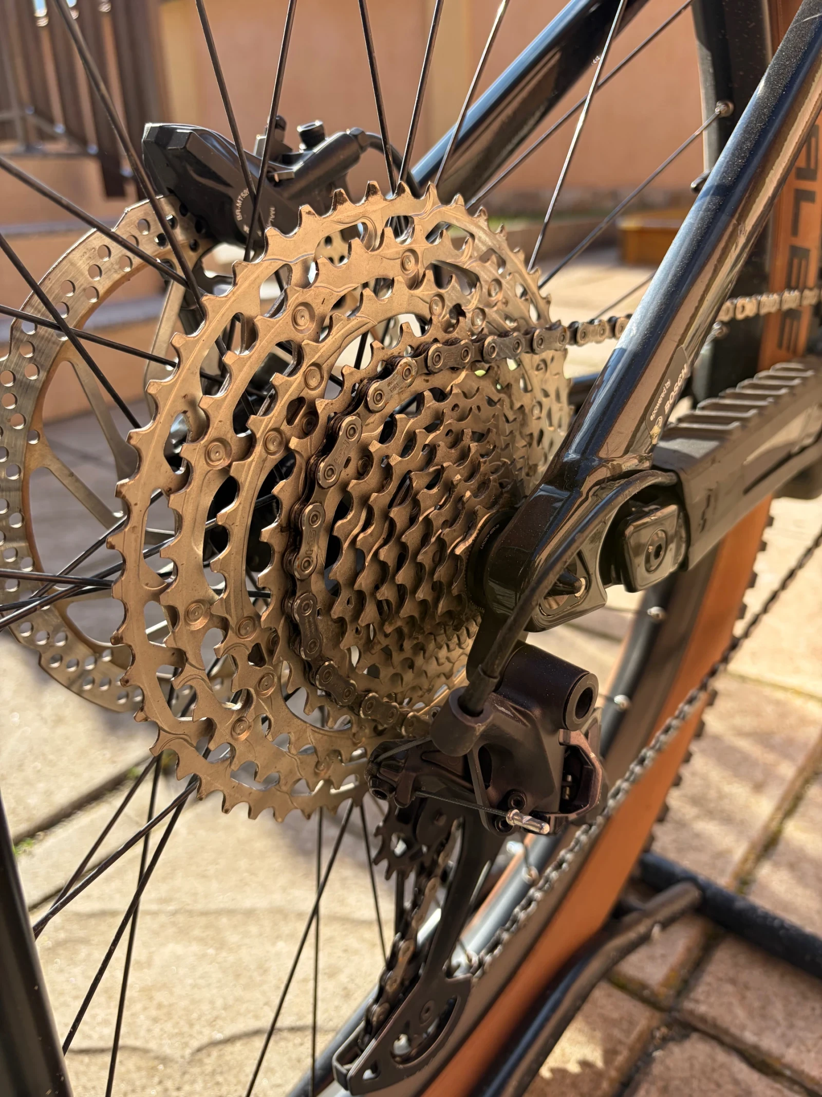 ��������� Stereo Hybrid 140 HPC Race 625 | Mobile.bg � ����������� 11