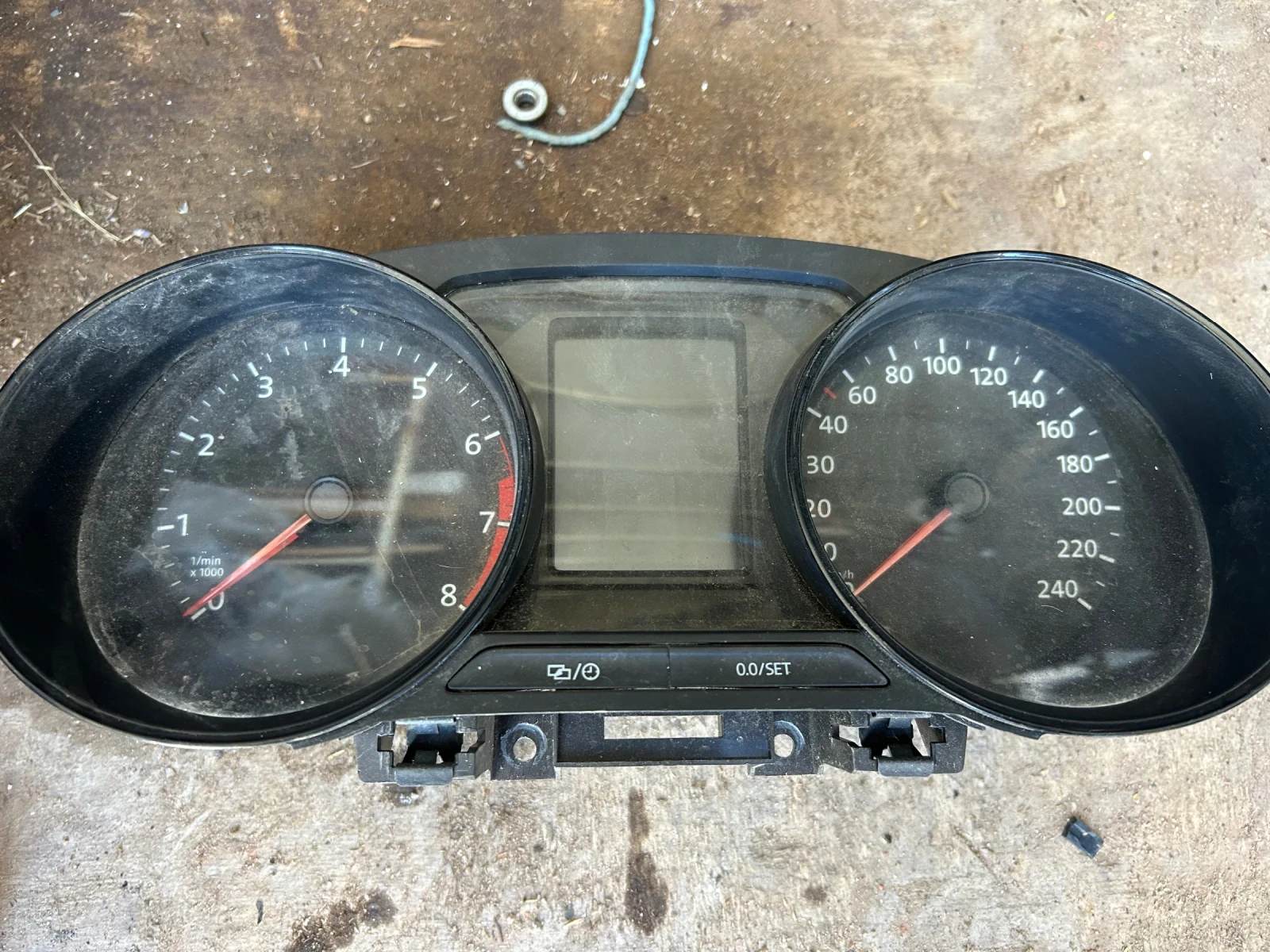 6C0.920.730B ���������� VOLKSWAGEN POLO 1.0i 15� �2090265200 | Mobile.bg � ����������� 2