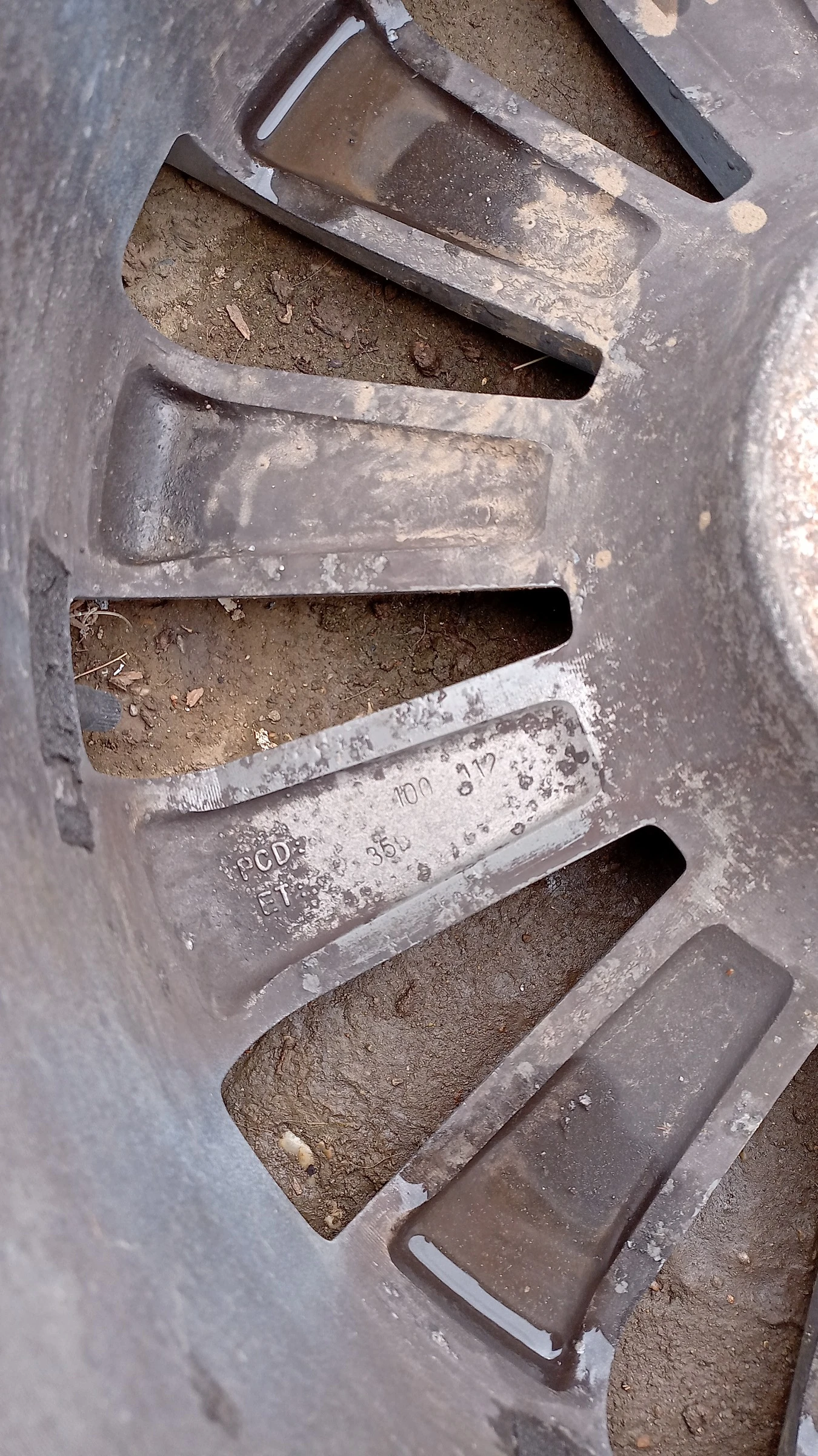    235/45R18 | Mobile.bg   4