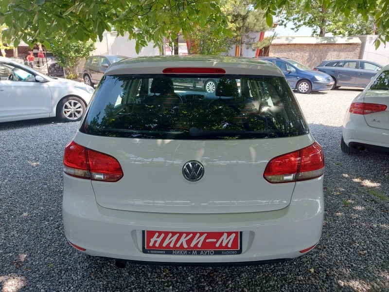 VW Golf 1.6TDI, снимка 4 - Автомобили и джипове - 40893384