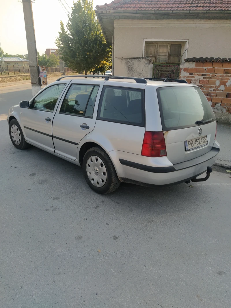 VW Golf Variant , снимка 4 - Автомобили и джипове - 46990289