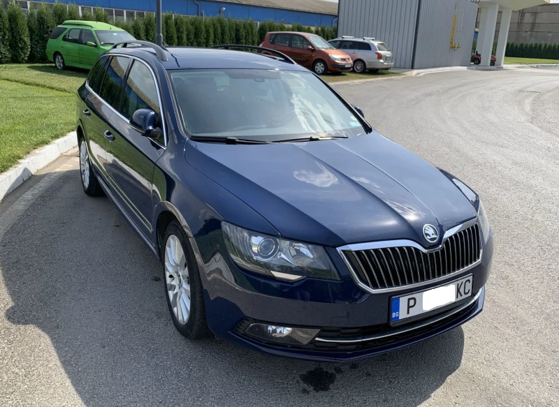 Skoda Superb Superb Mk II Facelift Kombi - модел 2014, снимка 4 - Автомобили и джипове - 47576935