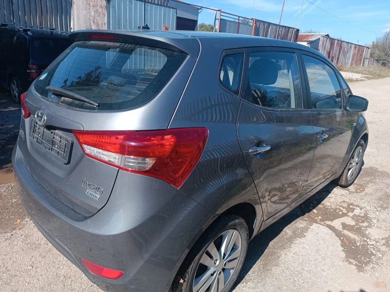 Hyundai Ix20 1.4Crdi, снимка 4 - Автомобили и джипове - 47997256