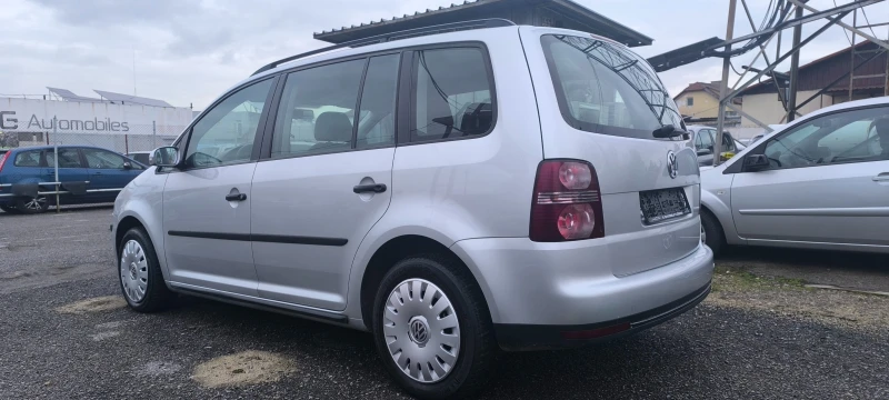 VW Touran 1.9-105-6ск, снимка 4 - Автомобили и джипове - 48303533