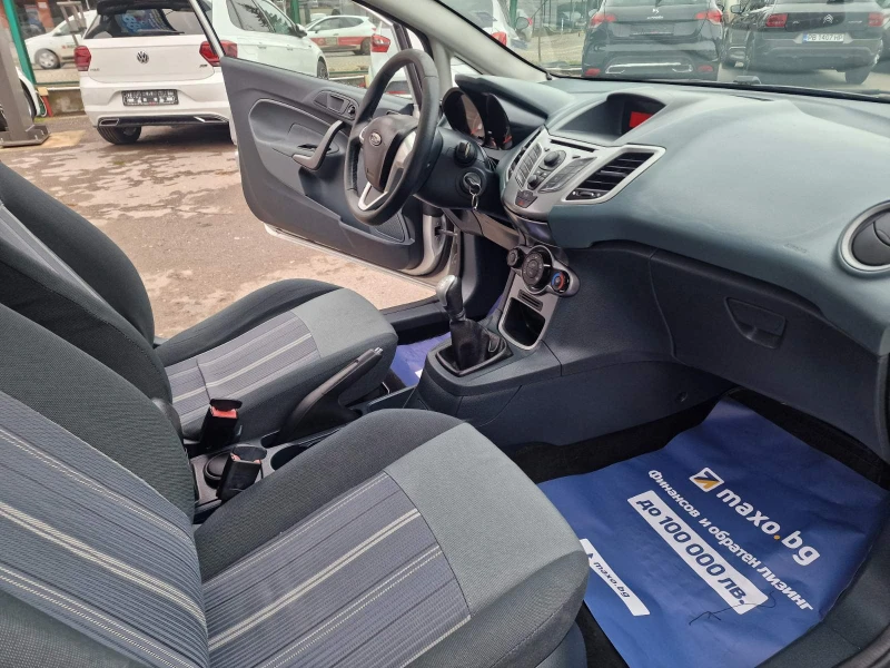 Ford Fiesta 1.2 BENZ, снимка 11 - Автомобили и джипове - 48321356