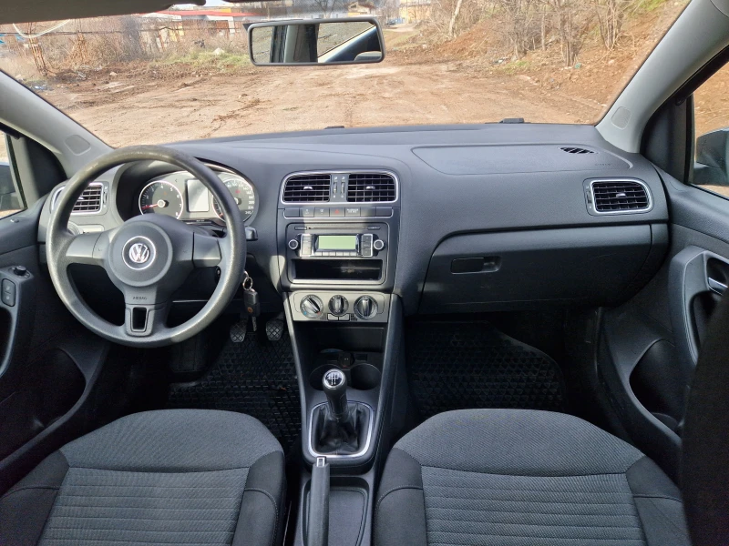 VW Polo, снимка 10 - Автомобили и джипове - 48418816