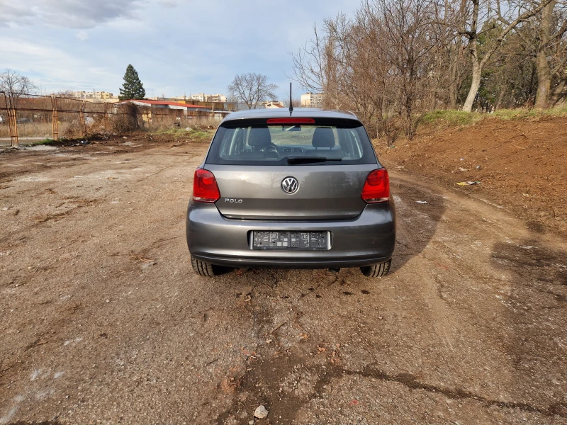 VW Polo, снимка 6 - Автомобили и джипове - 48418816