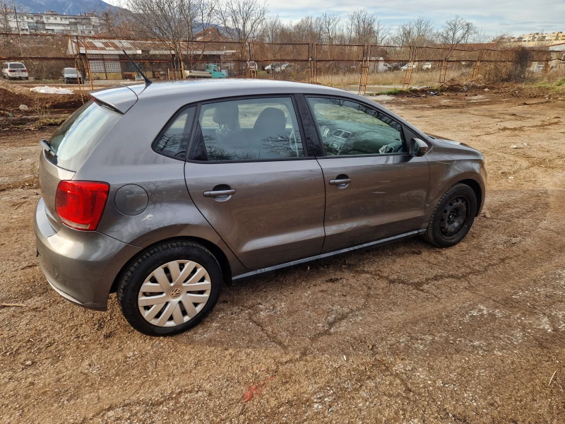 VW Polo, снимка 4 - Автомобили и джипове - 48418816