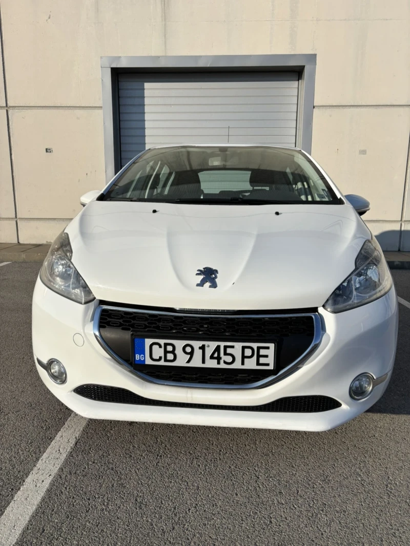 Peugeot 208, снимка 1 - Автомобили и джипове - 49225127