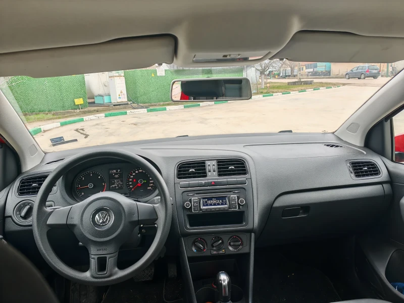 VW Polo 1.6TDi DSG7 , снимка 7 - Автомобили и джипове - 49226358