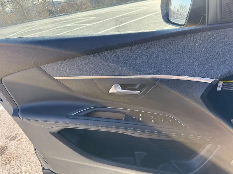 Peugeot 3008 NEW FACE 2021, снимка 10 - Автомобили и джипове - 52598480