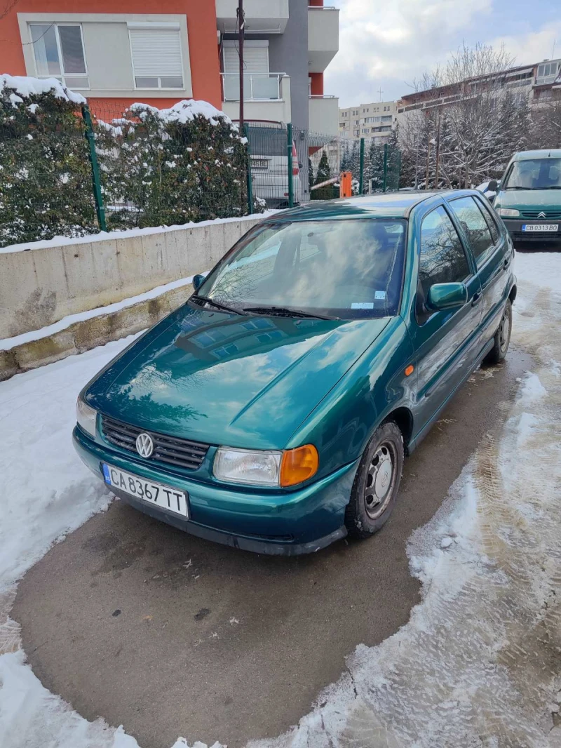 VW Polo 1.6 Бензин, снимка 1 - Автомобили и джипове - 49377380