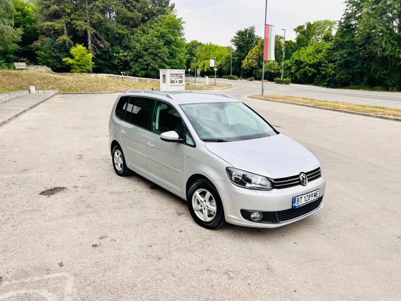 VW Touran 1.6 TDI 105, снимка 8 - Автомобили и джипове - 51054188