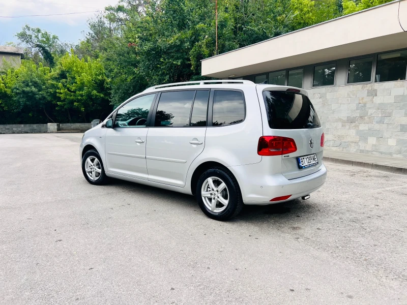 VW Touran 1.6 TDI 105, снимка 3 - Автомобили и джипове - 51054188