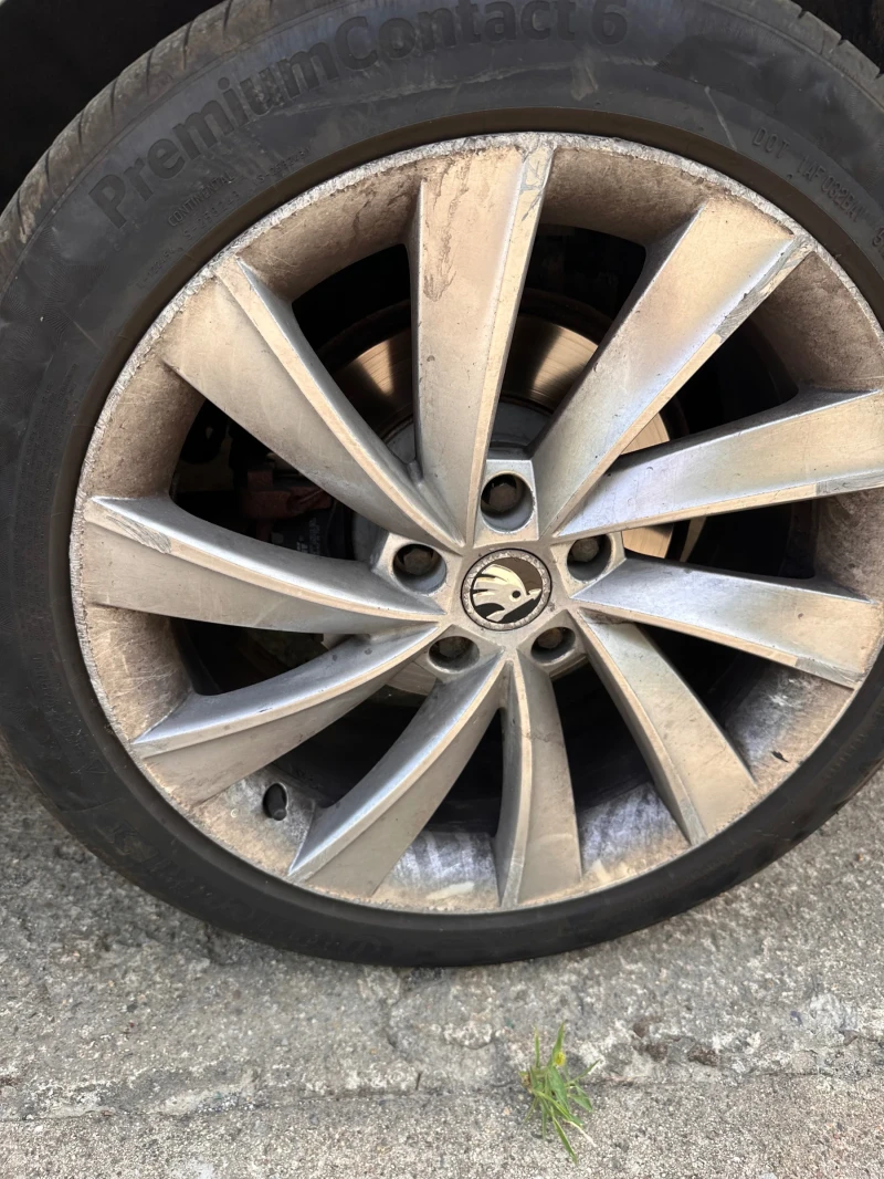 Skoda Superb 2.0tdi dsg, снимка 12 - Автомобили и джипове - 51899772