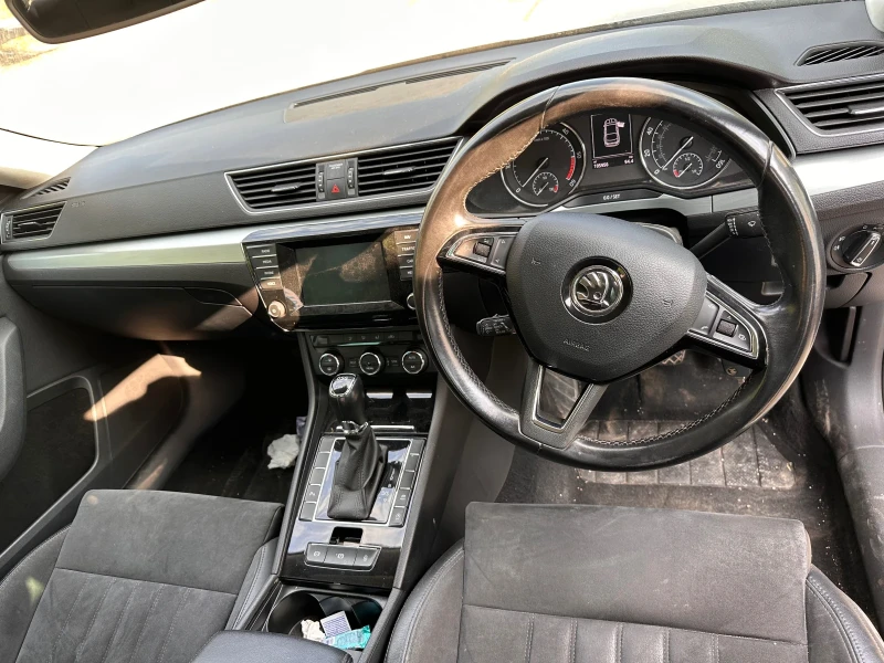 Skoda Superb 2.0tdi dsg, снимка 7 - Автомобили и джипове - 51899772