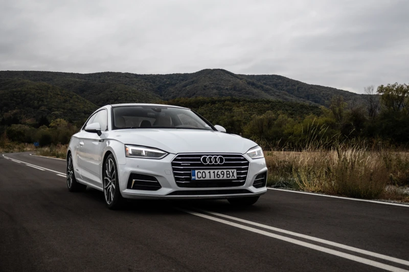 Audi A5, снимка 2 - Автомобили и джипове - 52658265
